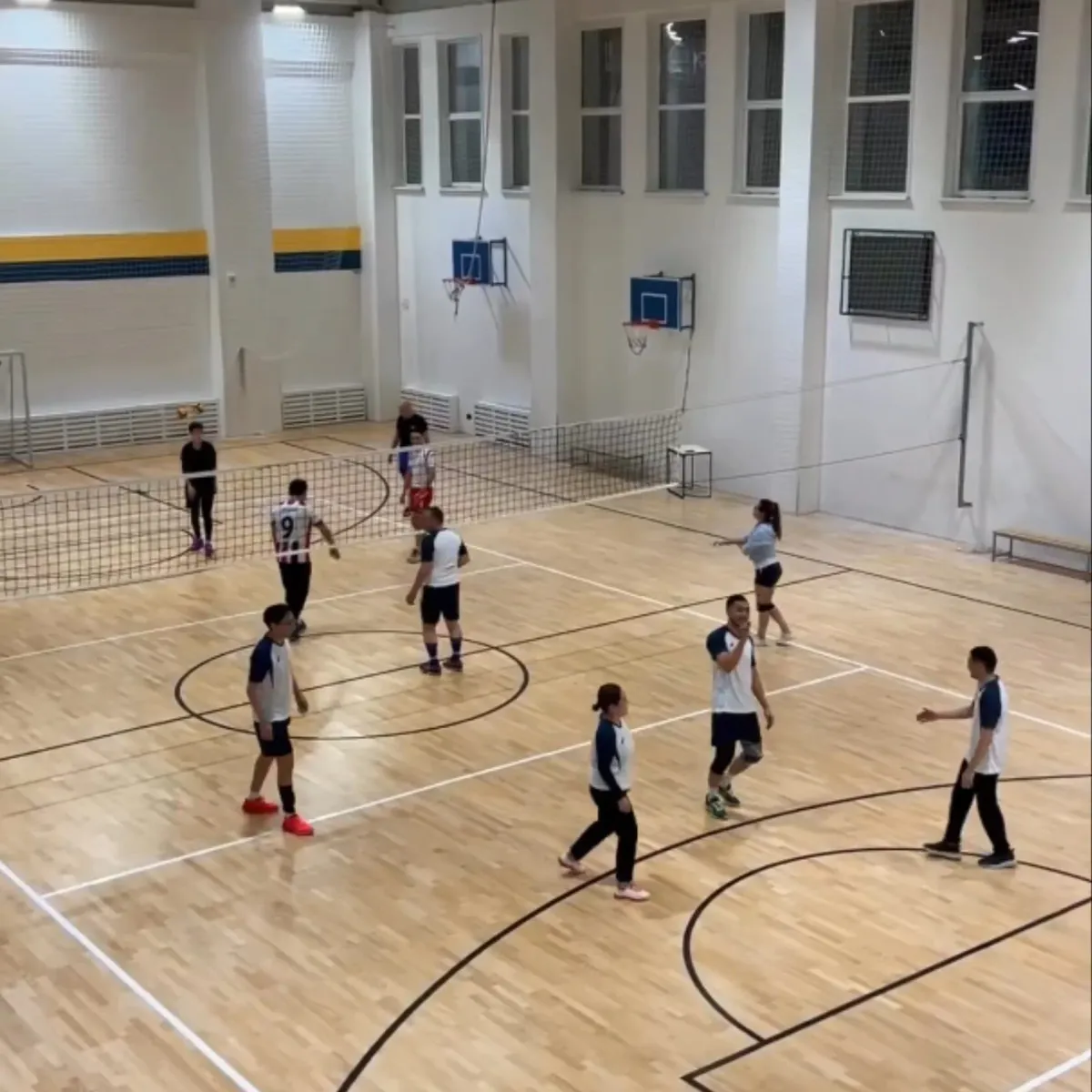 Спортивный зал школы Astana Garden School с покрытием Grabo